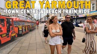  Walking in Great Yarmouth Town Centre on a Windy Day incl. Beach Train Ride