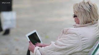 Local senior citizens go social by learning Facebook