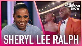 Watch Sheryl Lee Ralphs Kids Super Sweet Reaction To Her Emmy Win