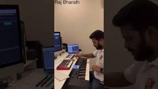 Harris Jayaraj Vibe  Saamy pudichuruku live Bgm By Raj Bharath