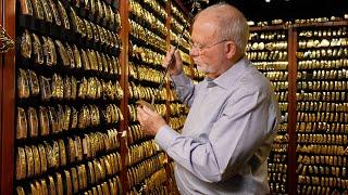 Inside PING Gold Putter Vault