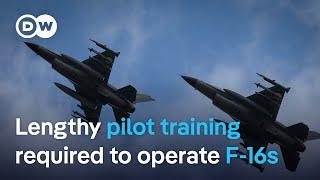 How will F-16 fighter jets be integrated into Ukraines military strategy?  DW News