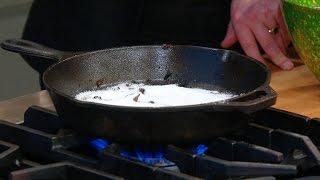 How to Effortlessly Clean a Cast Iron Pan