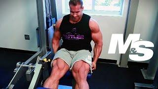 Jay Cutlers Training Tips Leg Extension Targeting Upper Quads