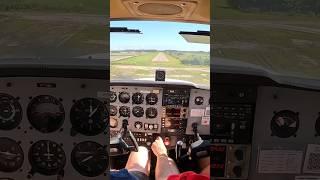 Landing On A Short & Thin Runway #aviation #pilot #flying #landing