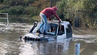 Off-Roader Fail  Essex & Leicestershire Flooding  Vehicles vs Floods compilation  #128