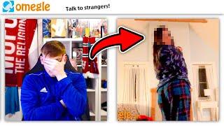 Girl Caught TWERKING On Omegle