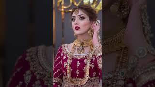 bridal lips and eyes expression in wedding 