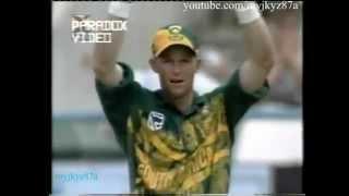 Jonty Rhodes 15 Splendid Fielding Diving Saves