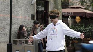 Social Experiment in China -- I‘m gay would you hug me   Rela