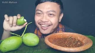 kang panja makan mangga muda malam malam