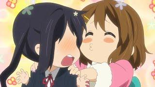 Yui wants to kiss and make up 【K-ON】