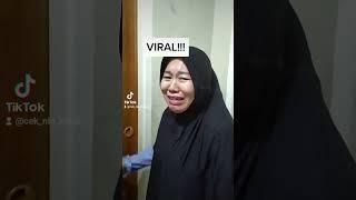 VIRAL  ISTRI PERGOKI SUAMI BERSAMA IBU DI KAMAR MANDI