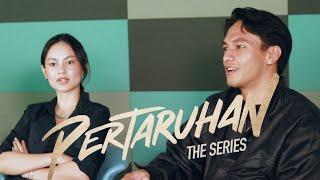 Jefri & Clara Blak-blakan Bahas Scene Garpu di Pertaruhan The Series  Video Podcast