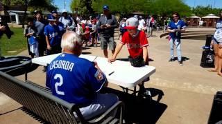 Tommy Lasorda vs 10 year old Angel fan