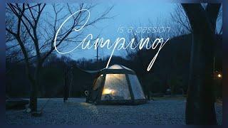 A girl is camping alone with her dog Its so chill in the rain Camping is a passion  Bình ASMR