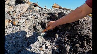 Finding Silver & Cobalt Ore with a Pinpointer