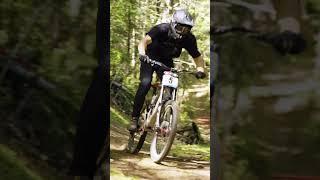 Racing DH on a 17 Year Old Bike #downhill #ironhorsesunday