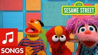 Sesame Street Elmo Has a Freeze Dance Party