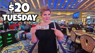 I Put $20 in 10 Slots at PALAZZO in Las Vegas... Heres What Happened