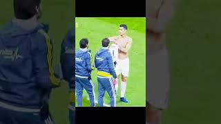 Роналду забил рукой  Роналду дали футболку Рамоса
