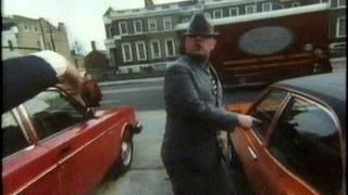 Alexia Sayle - Ullo John Gotta New Motor Official video. Top Of The Pops 1984