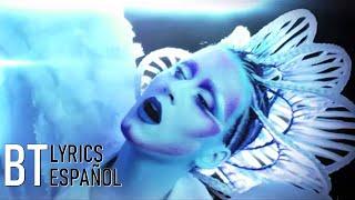 Katy Perry - E.T. ft. Kanye West Lyrics + Español Video Official