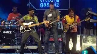 Stanley Clark Marcus Miller & Victor Wooten - Beat It