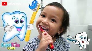 Anak 3 tahun Belajar Gosok Gigi Sendiri - Brush Your Teeth for Kids  DenDis Kids