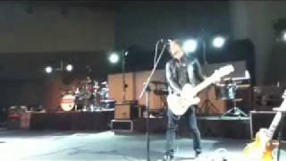 14 15 Hello hurrcane + Dare you to move Switchfoot Live in Singapore 2011