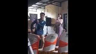 Joget paling lucu sepanjang masa  Artisnya Hampir ngompol