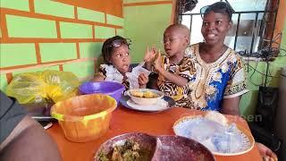 AFRICAN STREET FOOD EXPERIENCE IN LAGOS NIGERIA  FUFU & VEGETABLE SOUP  STREET FOOD IN LAGOS...