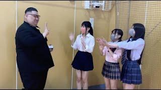 Kim Jong-un vs high school girl