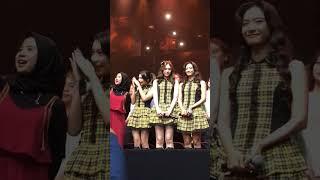 Cewek ini ditegur sama staf JKT48 karena ngotot ingin foto sama member JKT48 #jkt48 #shorts