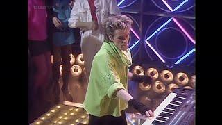 Nik Kershaw  - Wouldnt It Be Good  - TOTP  -  1984