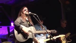 Whistlers and Jugglers Shooter Jennings with Waymores Outlaws