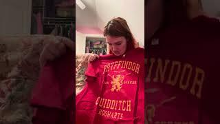 Unboxing video from Amazon . I got a Harry Potter shirt .