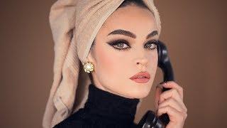 ICONIC Sophia Loren - Cat Eye Make-up Look from Arabesque