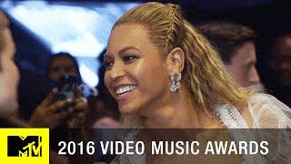 Beyoncé Photobombs Chance the Rapper Backstage  2016 Video Music Awards  MTV