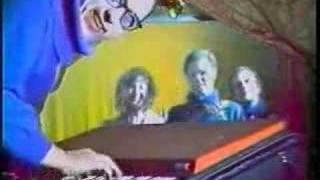 Cardiacs - R.E.S. Music Video