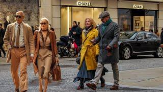Street Style Over 50 in Cinematic Detail   