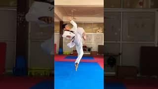 360 KICK  TAEKWONDO  #taekwondo #martialarts #practice #kicks #workout #fight #fly #sport #360kick