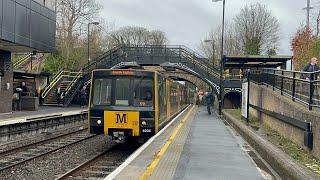 Tyne and Wear Metro - Metrocars 40064079 arriving at South Gosforth 07042022