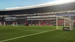 Otro golazo de tiro libre de Camilo Sanvezzo