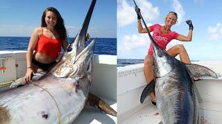 Amazing Dangerous Giant Black Marlin Fishing - Fastest Huge Swordfish Fishing & Cutting Skills