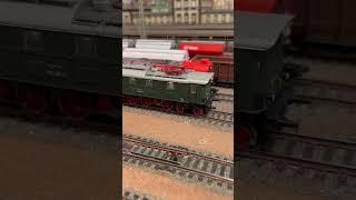 Modelleisenbahn Zugfahrten - Model Railroad Train Rides  #modellbahn #modelrailroad