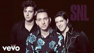 The xx - On Hold performed on Saturday Night Live