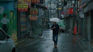 4K Rain Walk Rain Pouring Seoul Backstreet dark as night in broad daylight.
