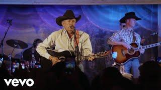 George Strait - Amarillo By Morning Live At Gruene Hall New Braufels TX2016