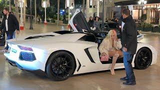 OMG A Beautiful Hot Blonde Woman Getting Out Of A Supercar. Carspotting Monaco #billionaire #monaco